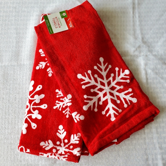 Target Kitchen 3 Nwt Christmas Kitchen Towels Set Of 2 Poshmark